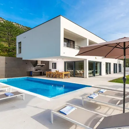 Adria Blue By 4* Bakarac