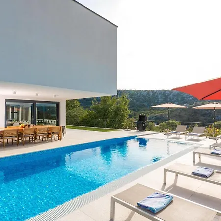 Pensiune Adria Blue By 4*