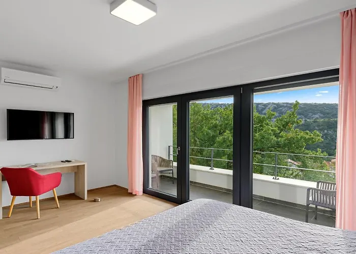 Adria Blue By 4* Bakarac