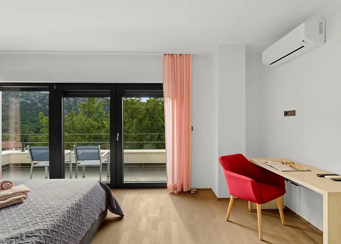 Adria Blue By 4*
